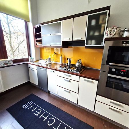 Deak Apartman Шопрон Екстериор снимка