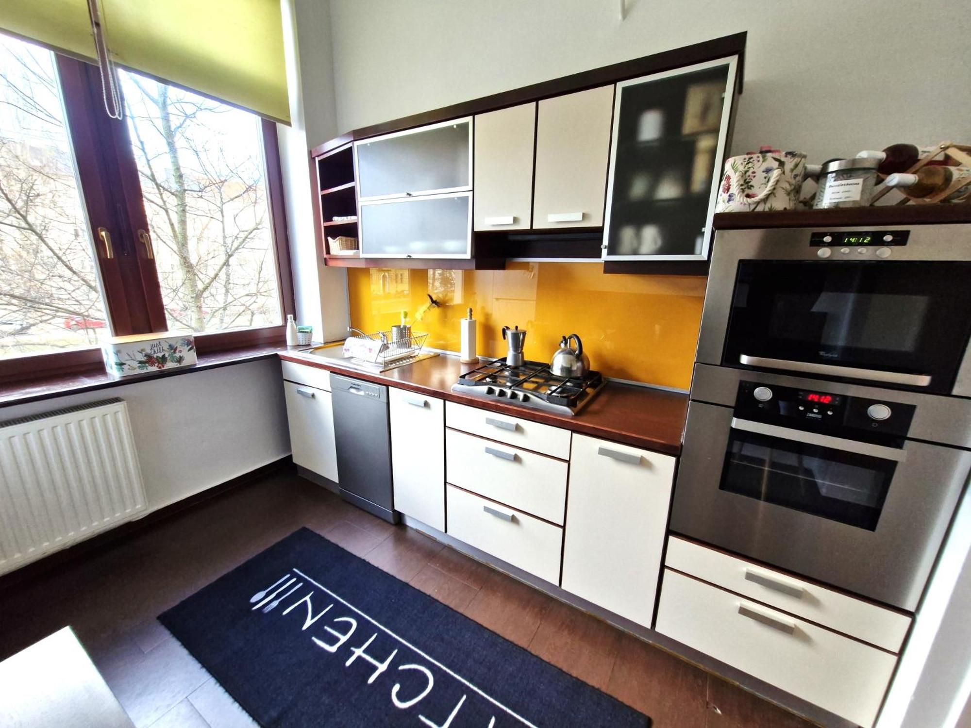 Deak Apartman Шопрон Екстериор снимка