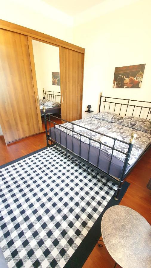Deak Apartman Шопрон Екстериор снимка
